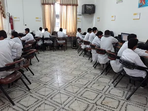 هنرستان طالقانی گناباد