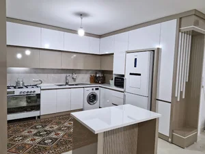 کابینت و دکوراسیون چوبی فرهادی