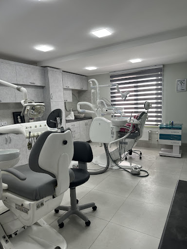 دندانپزشکی دکتر غزل ایرانی