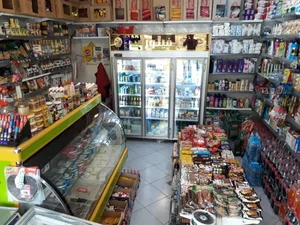 سوپرمارکت علیزاده 2