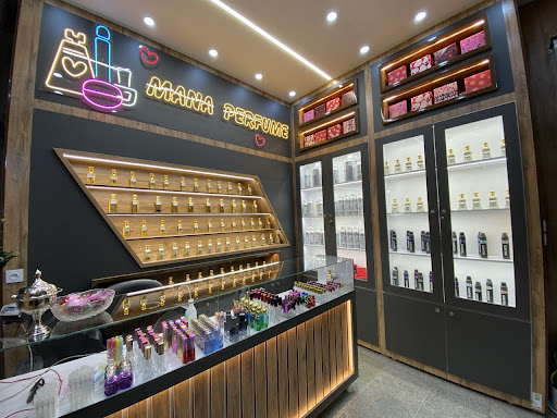 عطر مانا