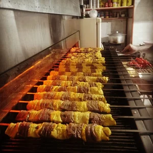 رستوران ائل باغی