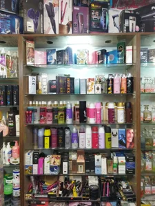 فروشگاه لوازم آرایشی وخرازی عطر ادکلان سوگلی ️ 3