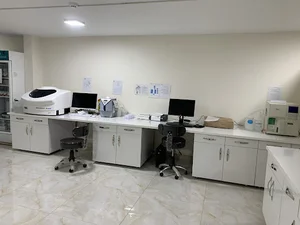 آزمایشگاه دکتر بزاز