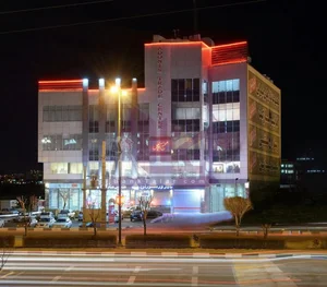 تالار آدونیس 2
