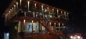 بومگردی زرین ده