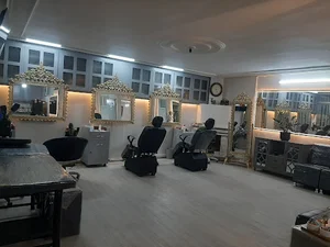 سالن زیبایی صنم