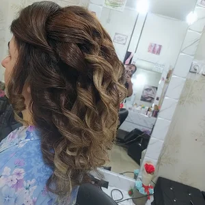 سالن زیبایی دلربا