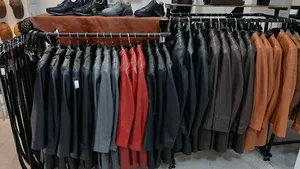 فروشگاه چرم شاپرک