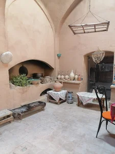 پارکینگ اختصاصی بومگردی عمارت بانو یزد