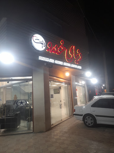 اتو گالری دنیای خودرو
