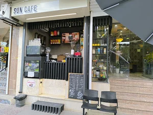 SUN CAFE