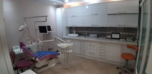 کلینیک دندانپزشکی دکتر احمدی