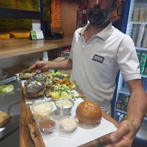 ایوان 4