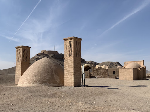 دخمه زرتشتیان