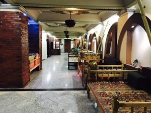 کافه و رستوران گپ