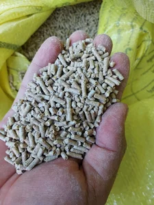 خوراک دام و طیور علیزاده