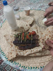 کبابی گلپایگانی گلستان