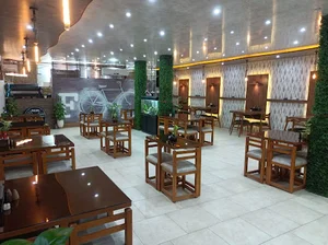 کافه فست فود پاتوق مون