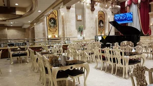 رستوران ۱۳۳