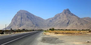 قله کوه بیستون