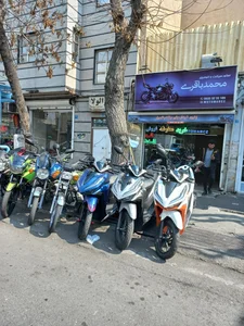 فروشگاه موتورسیکلت محمد باقری 4