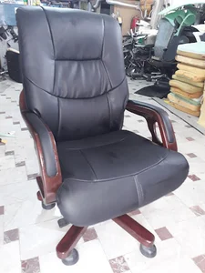تعمیرات صندلی سالاری