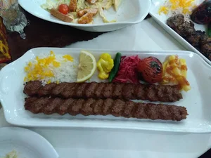 رستوران طوبی
