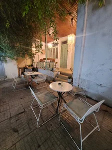 کافه گالری دیل