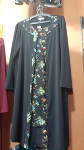 پوشاک شیک پوش(زنانه)حاجی زاده
