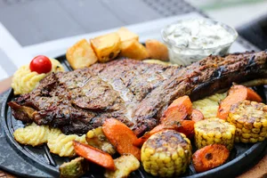 باغچه خانوادگی دل نشین