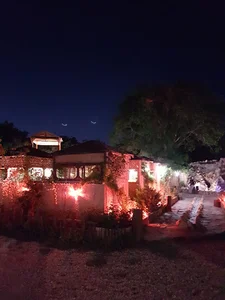 آلاچیق دهکده