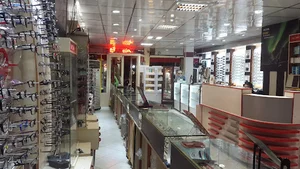 بینایی سنجی کلبه-خانه عینک