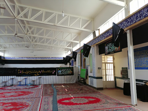 مسجد علی ابن ابیطالب (ع)
