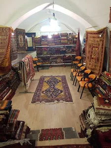 نمایشگاه و فروشگاه فرش حاتمی | Hatami Carpet Store & Museum