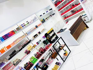 ارایشی لوتوس