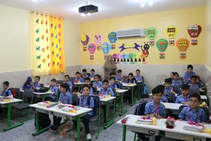 زمین چمن دبستان روش نو