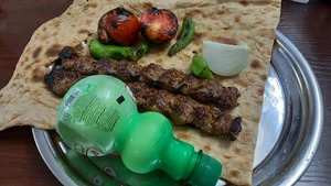 کبابی برادران موسوی پناه