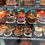 شکلات کادوئی آنیل