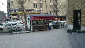روزنامه فروشی میرعماد