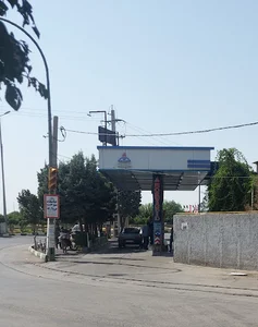 پمپ بنزین