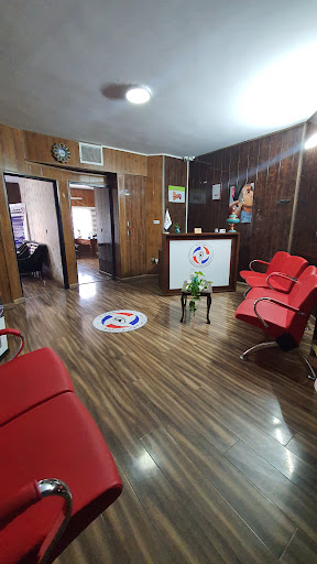 کلینیک ارزیابی شنوایی و سرگیجه و توانبخشی سرگیجه و تجویز سمعک ترنم