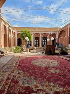 اقامتگاه بوم گردی سنتی خبره