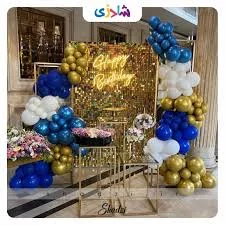 بادکنک آرایی آبی طلایی با دکور طلایی