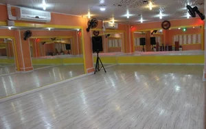 باشگاه ورزشی سون(ویژه بانوان) 3