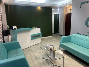 دکتر امین توسلی