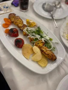 رستوران اقدسیه 3