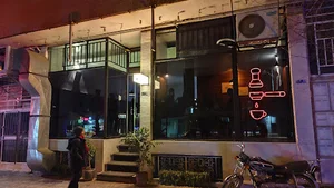 D-nay café