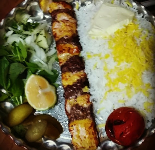 چلو کبابی قدیر