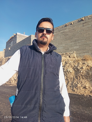 زمین شخصی جواد علی آبادی